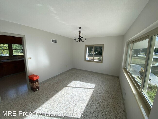 Building Photo - 3 br, 2 bath House - 16352 SE 92nd Avenue