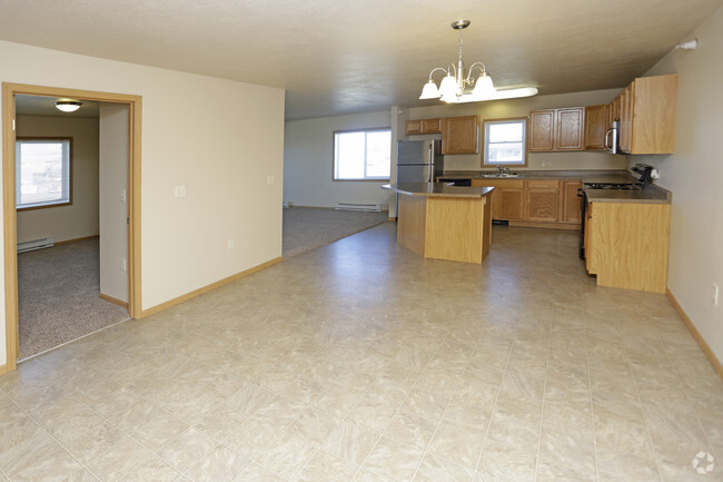 kitchen and Dining Area - Meadow Ridge Apartments