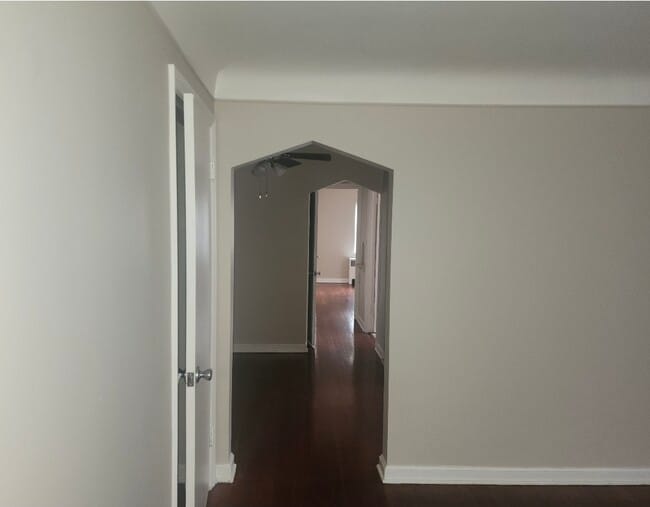 Building Photo - 5009 Newfield Ave
