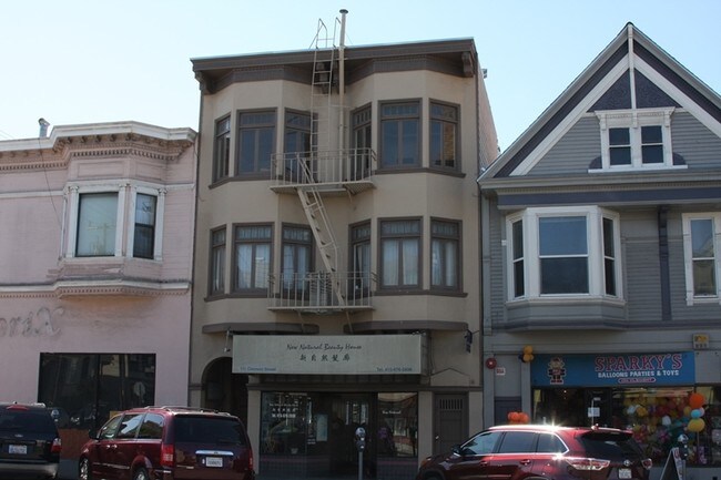 Primary Photo - 109-111 Clement St