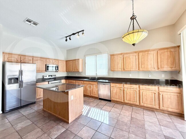 Foto del edificio - 2185 W Olive Way
