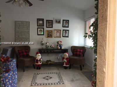 Foto del edificio - 520 NW 30th Ave