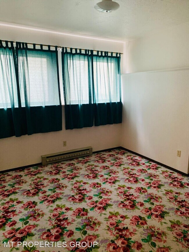 Building Photo - 2 br, 1.5 bath House - 2340 55th St. #16