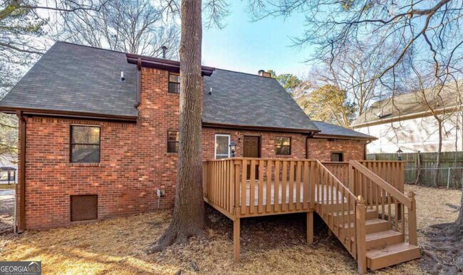 Foto del edificio - 6542 River Glen Dr