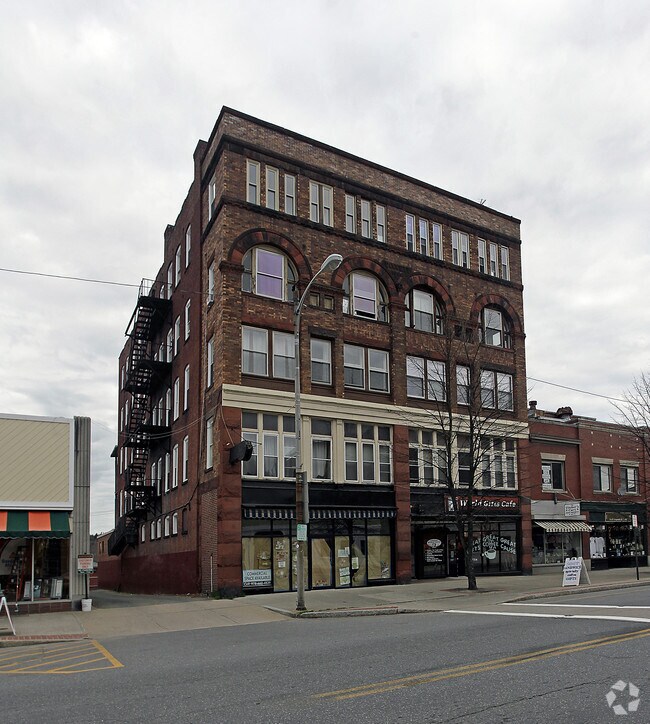 48 High St, Clinton, MA 01510 Apartments Clinton, MA