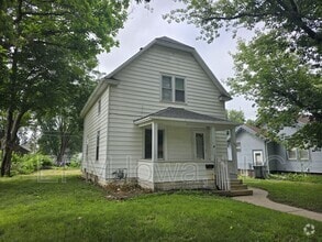 Building Photo - 833 Dawson St