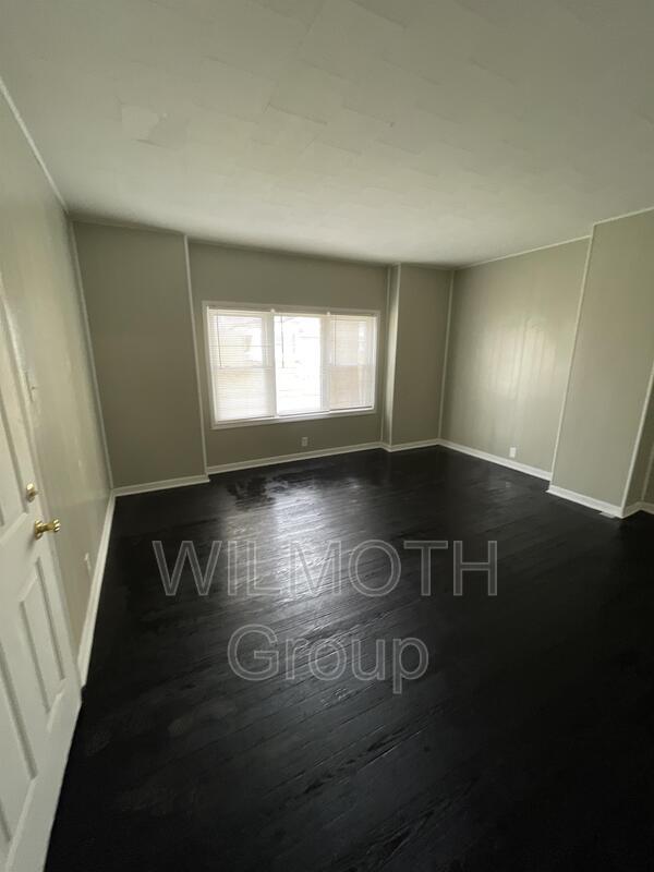 Foto del edificio - 210 Whitlock Ave