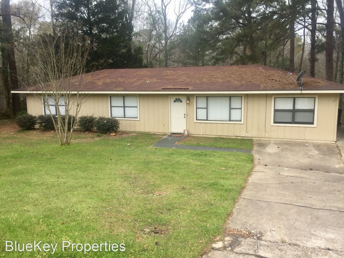Primary Photo - 3 br, 2 bath House - 131 Green Drive