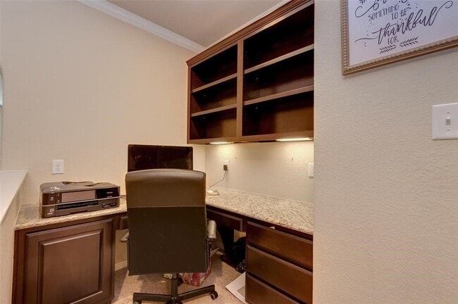 Building Photo - 3 Galleta Ct