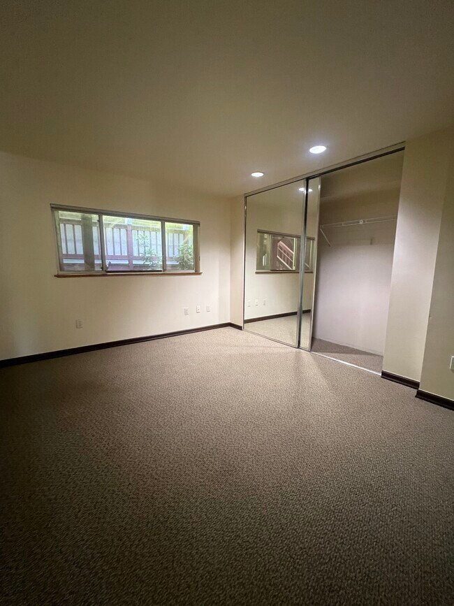 Foto del edificio - 2505 Dexter Ave N