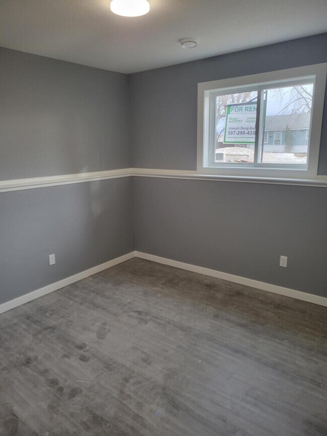 Photo du bâtiment - 3 bedroom in Grande Prairie AB T8V 1B5