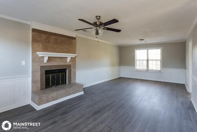Building Photo - 4983 Bartonwood Dr, Memphis, TN 38141