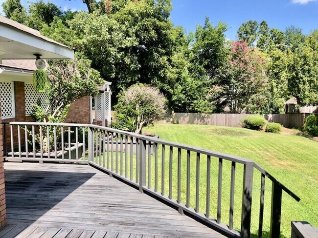 Foto del edificio - GORGEOUS 4/4 SOUTH HIGHLAND HOME-PIERRMONT...