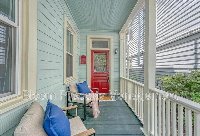 Building Photo - 169 Fishburne St