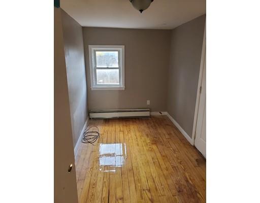 Foto del edificio - 22 Riverside Ave