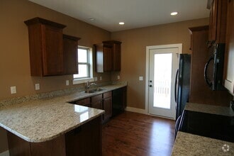 Building Photo - 918 Manitou Trail