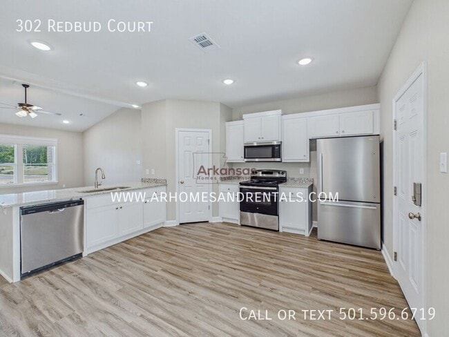 Building Photo - 302 Redbud Ct