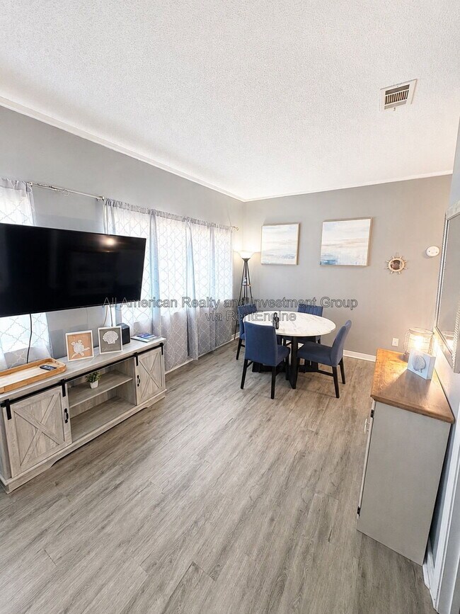 Foto del edificio - 364 Bluefish Dr