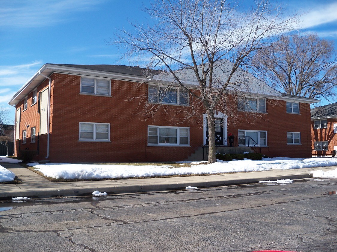 Primary Photo - 410 Baker Dr