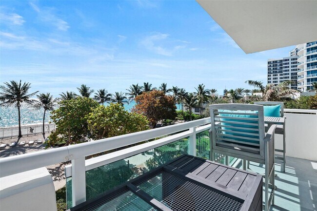 Foto del edificio - 3001 S Ocean Dr