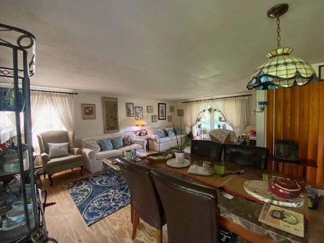 Foto del edificio - Single Family Home in Richland Area