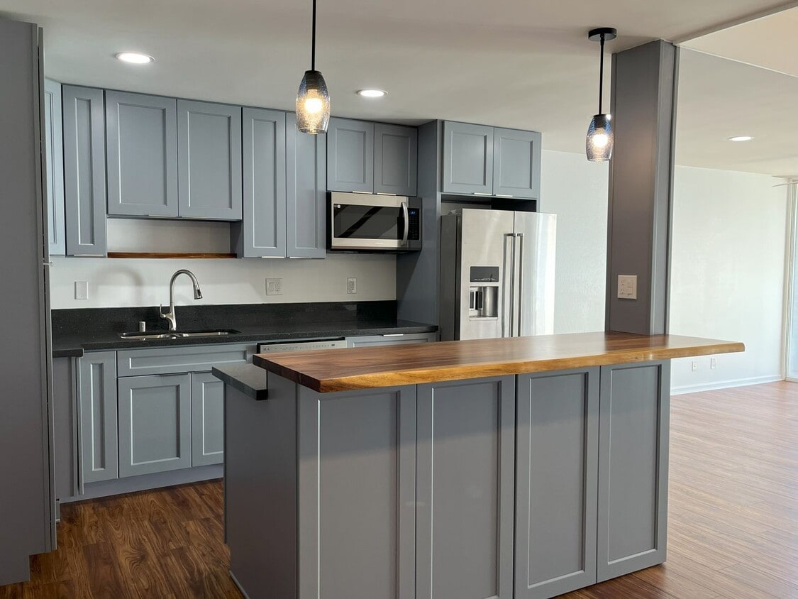 Renovated 3 bedroom, 2.5 bath split level ... - Renovated 3 bedroom, 2.5 bath split level ...