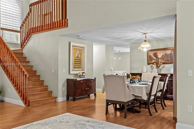 Building Photo - 6885 NW 75th Pl