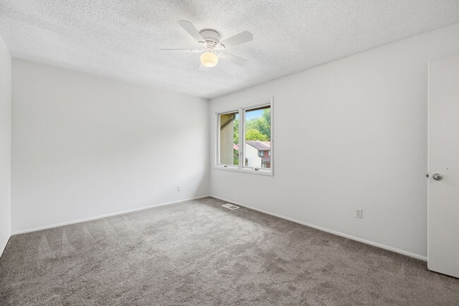 Building Photo - 2242 Cartwright Pl