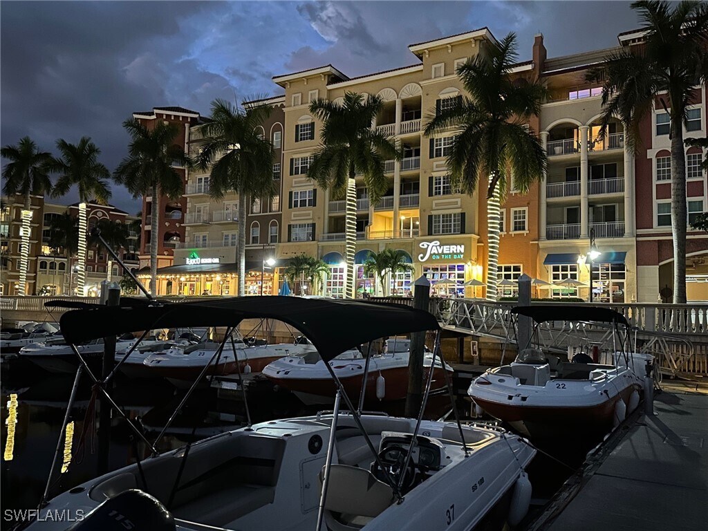 Primary Photo - 410 Bayfront Pl