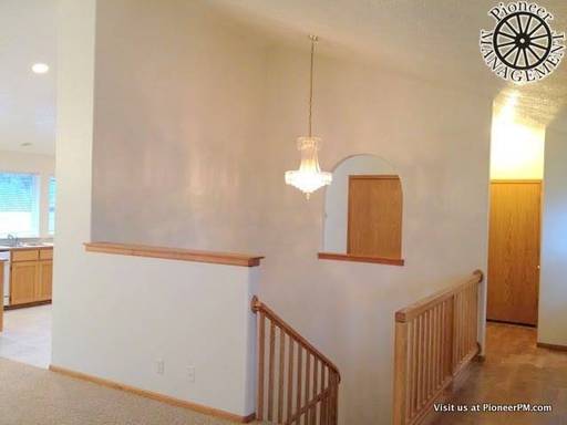 Building Photo - 6951 Glacier Dr
