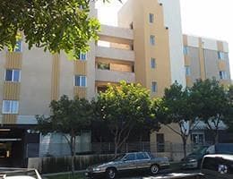 Building Photo - 924 S Hobart Blvd