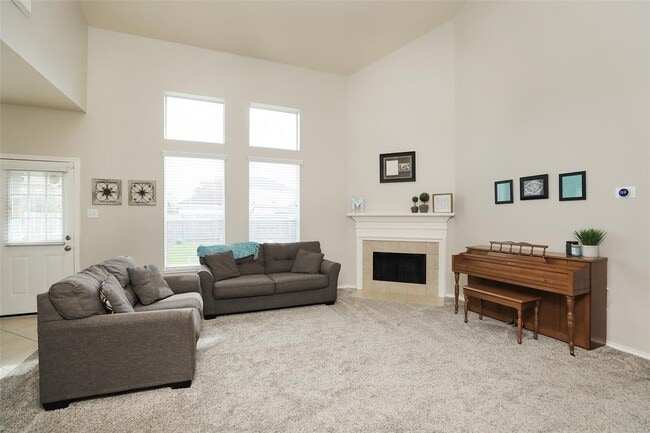 Building Photo - 11922 Fountain Brook Dr