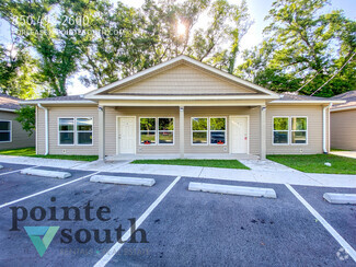 Building Photo - 2425 E Johnson Ave