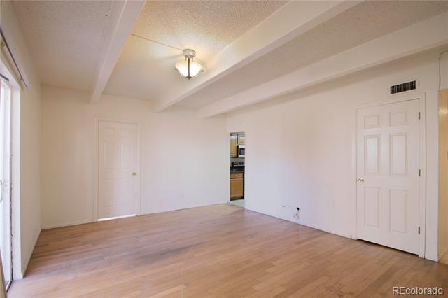 Foto del edificio - 9725 E Harvard Ave
