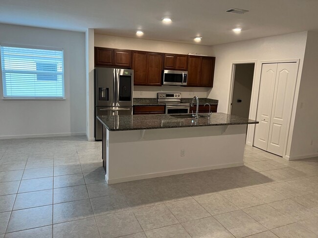 Foto del edificio - 121 College St