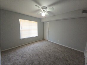 Building Photo - 14600 Fonmeadow Dr