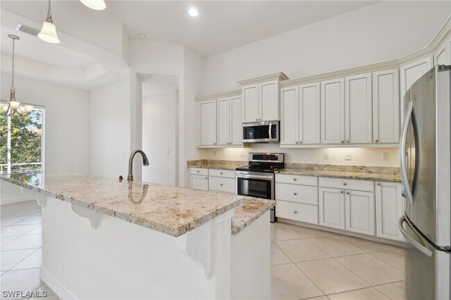 Building Photo - 27070 Flamingo Dr