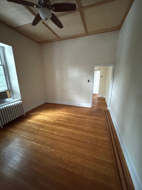 Foto del edificio - 47-49 W Highland Ave