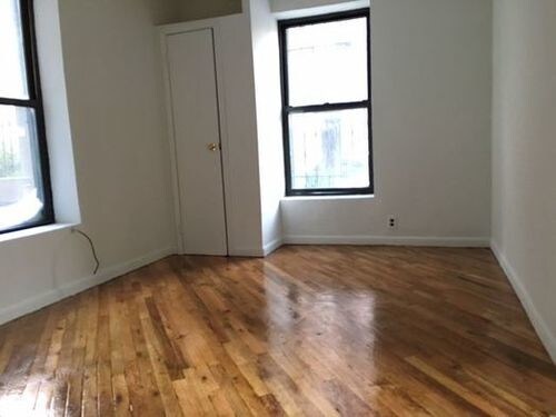 Foto del edificio - 476 Clinton Ave