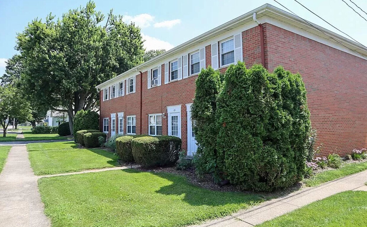 Primary Photo - 612 S Perry St