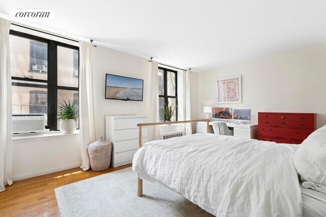 Foto del edificio - 44 Butler Pl