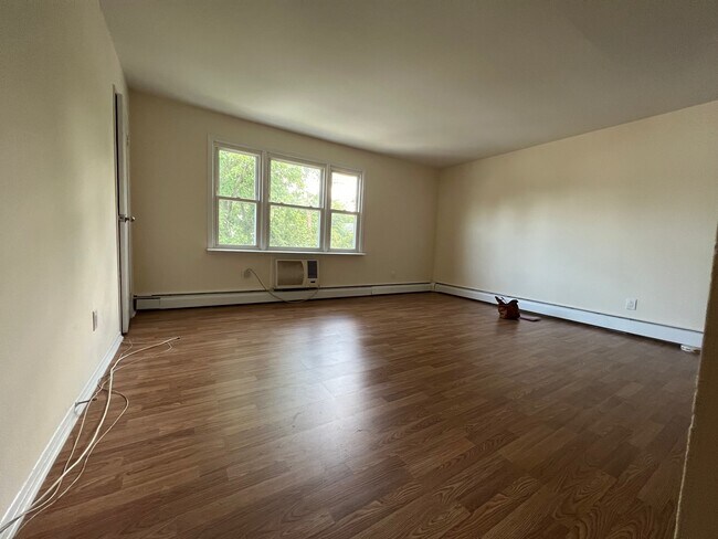 living room - 3724 Brookside St
