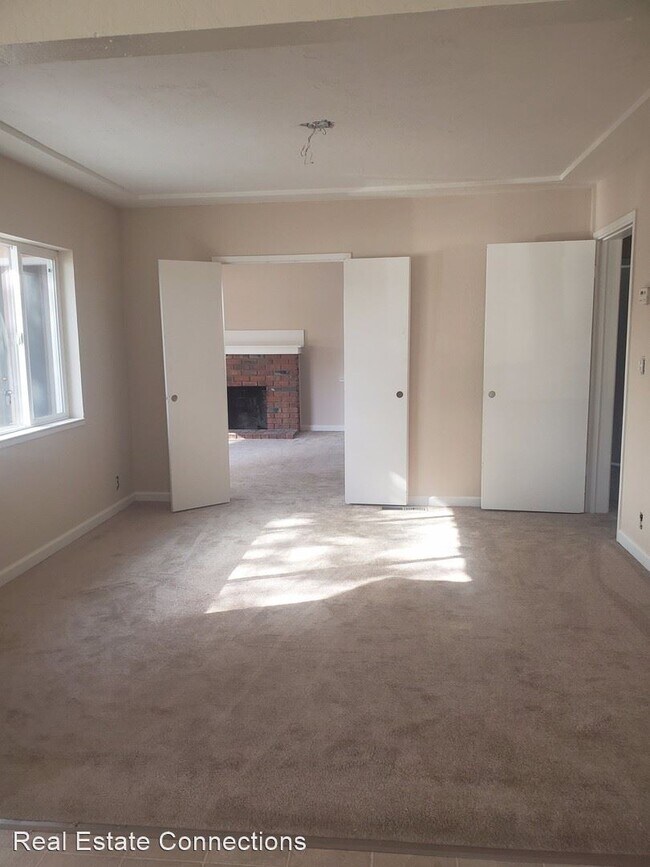 Foto del edificio - 2 br, 2 bath House - 66 N. White Road