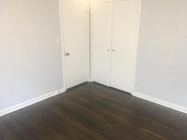 Foto del edificio - 244 E 46th St