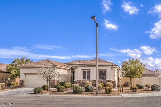 Foto del edificio - 10575 Regal Stallion Ave