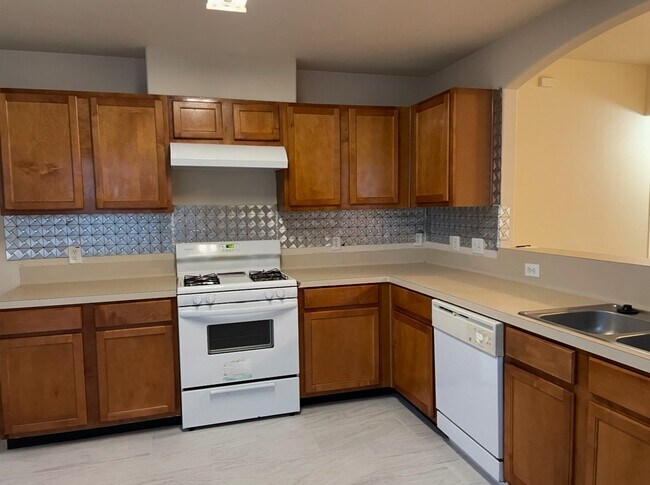 Foto del edificio - 6622 Portlick Dr