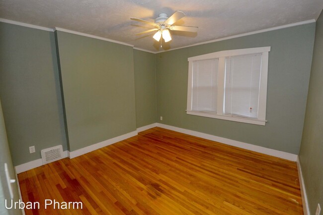 Building Photo - 5 br, 2.5 bath House - 548 Valley NW