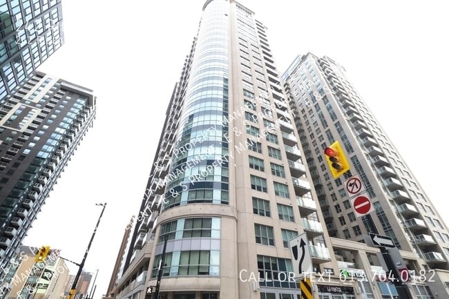 Building Photo - 242 Rideau St