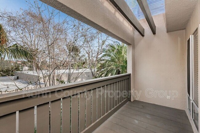 Building Photo - 159 W Glaucus St