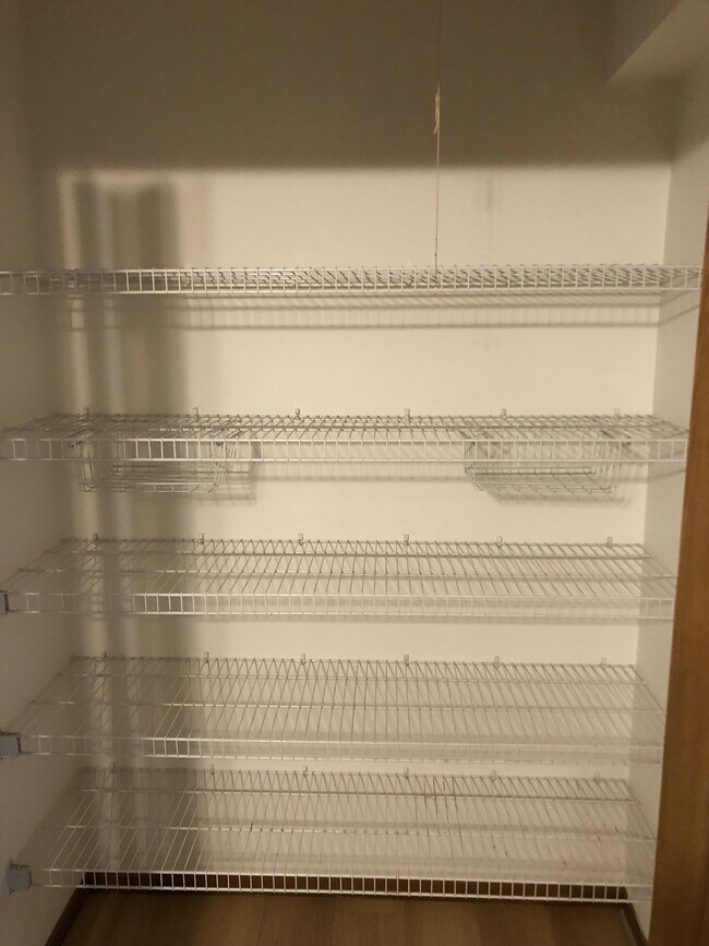 Kitchen Pantry - 1526 N River W Ct